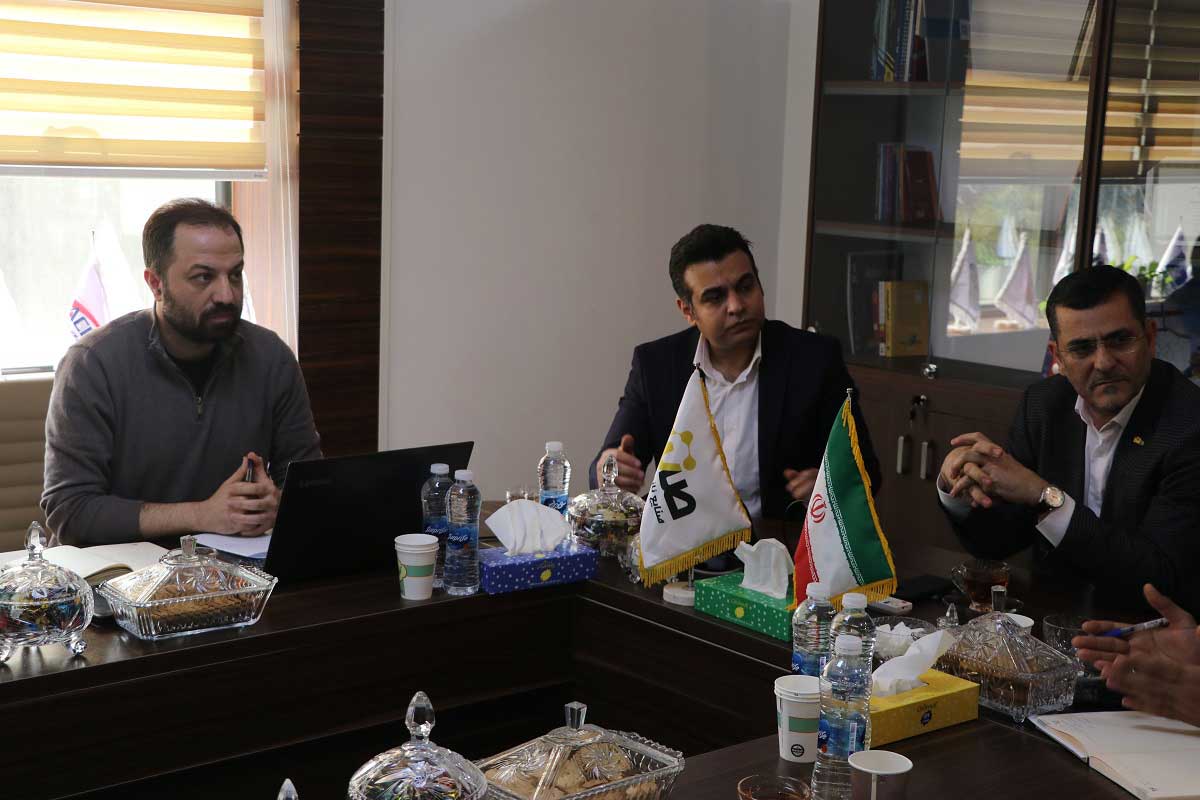 جلسه مدیران هلدینگ صنتا با مدیران مالی جهت هماهنگی و هم افزایی شرکت‌های زیرمجموعه