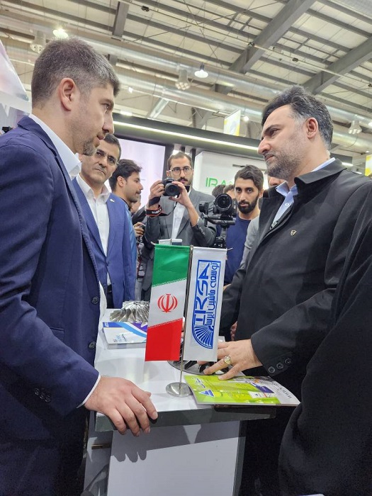 رونمایی از محصول کمپرسور گاز شرکت فناوران کمپرسور ایرسا توسط آقای دکتر دهقانی، معاون محترم علمی و فناوری ریاست جمهوری