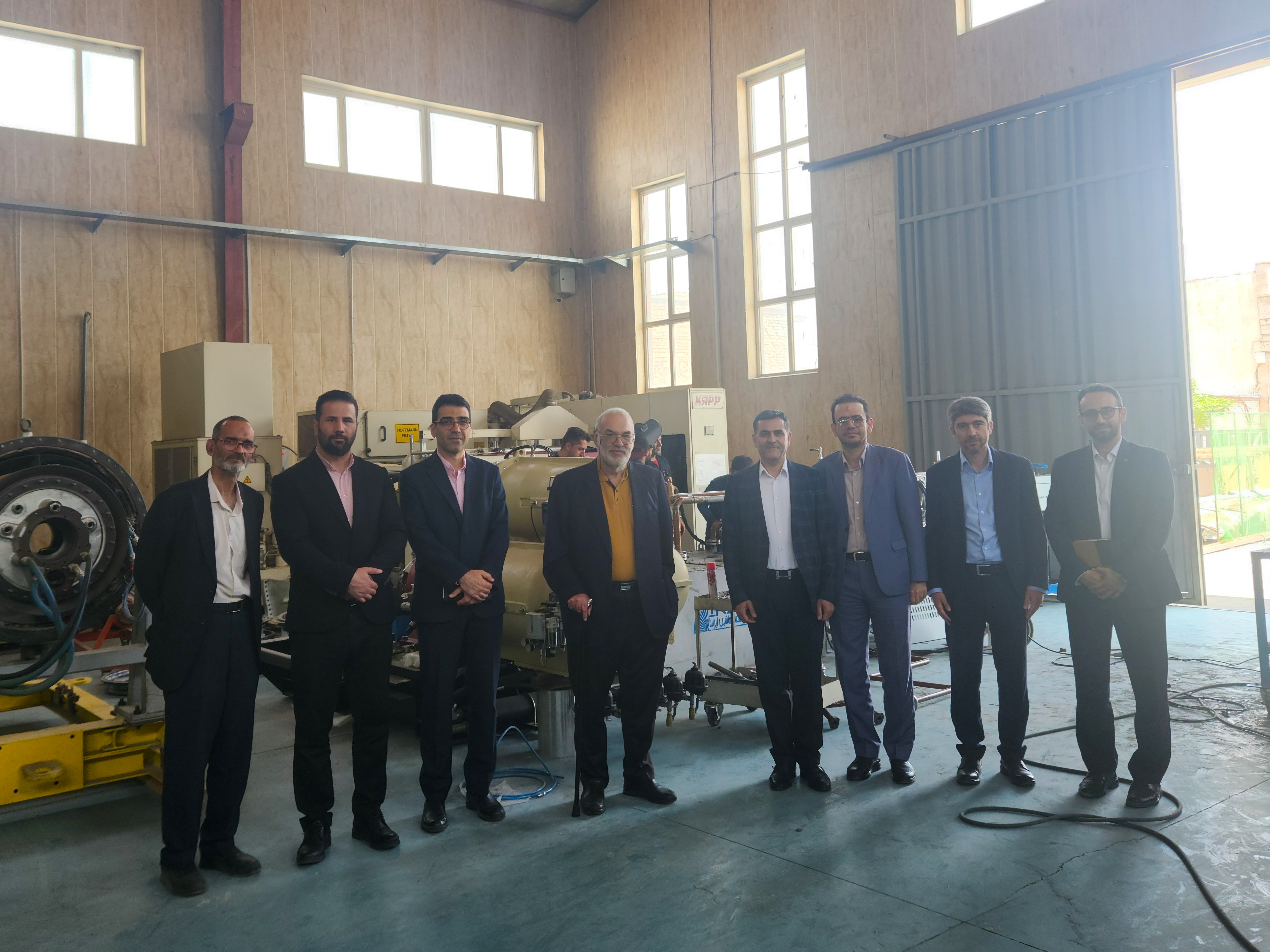 بازدید هیئت مدیره هلدینگ صنایع نانوتک آینده از شرکت فناوران کمپرسور ایرسا