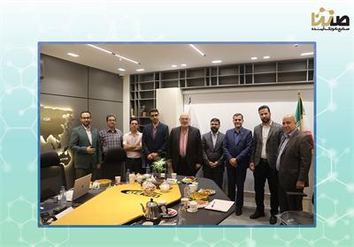 بازدید مدیران هلدینگ صنایع نانوتک آینده از شرکت اطلس سرام کویر